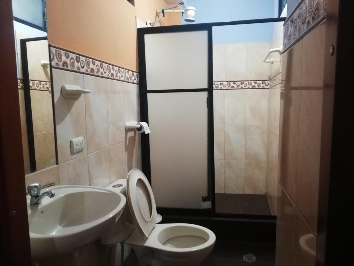 Quédate Aquí Macas Exterior foto